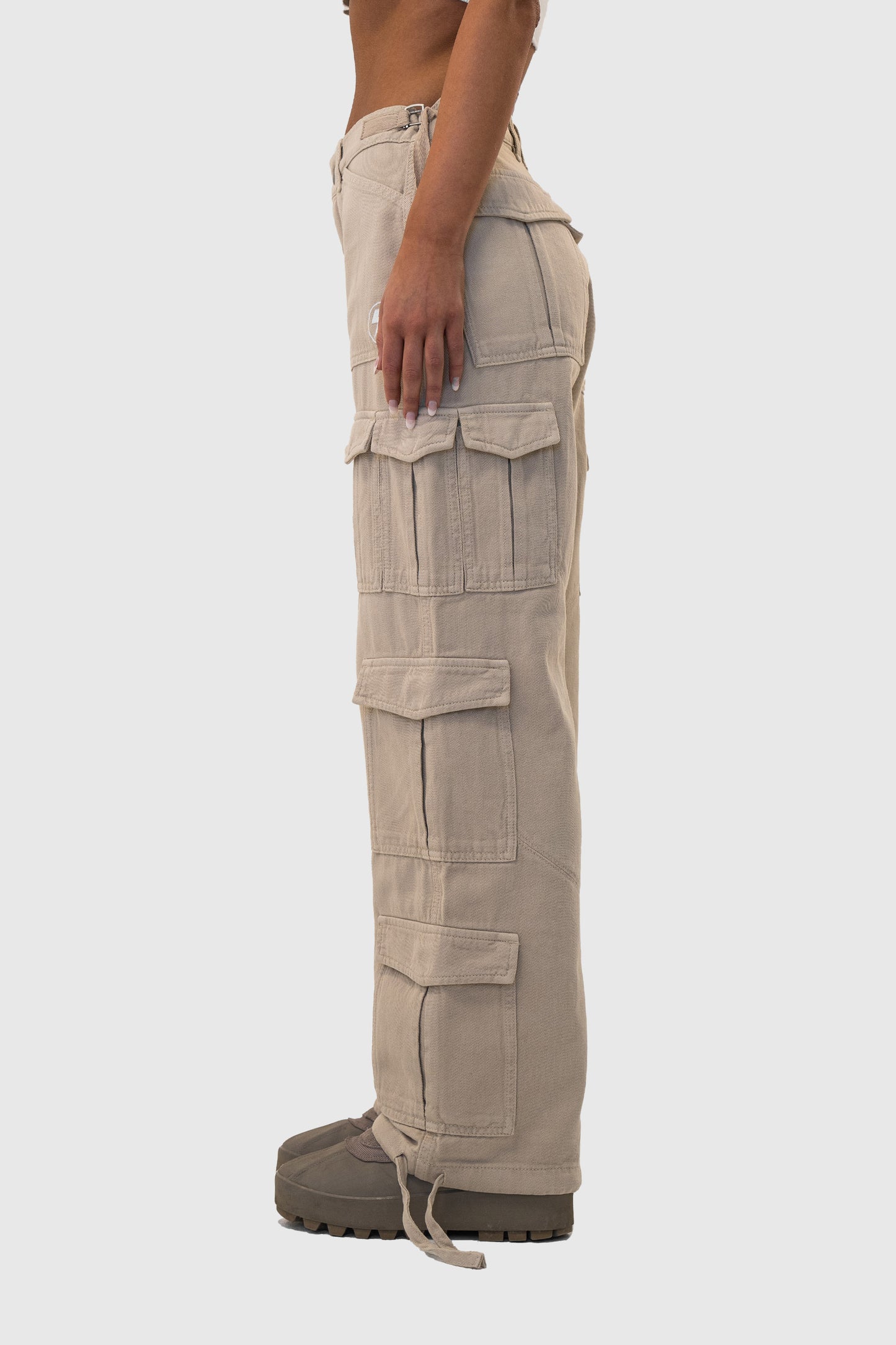 MULTIPOCKET CARGOPANTS